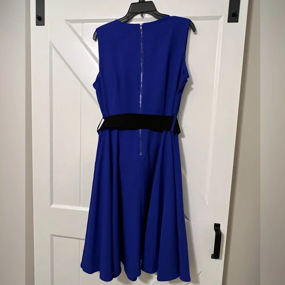 NWT City Chic Vintage Veronica Dress size S16 - Picture 4 of 6